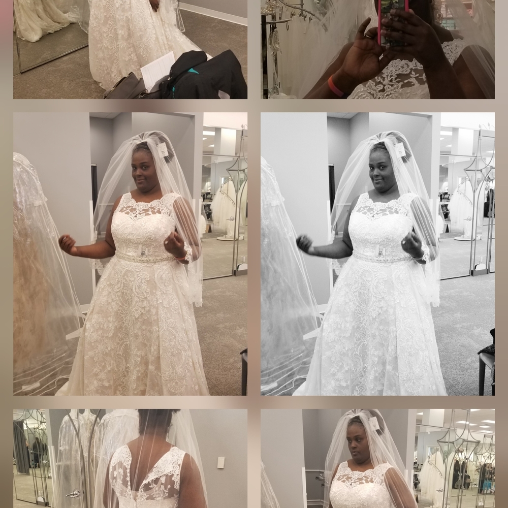 Oleg Cassini Ivory Lace Bridal Gown